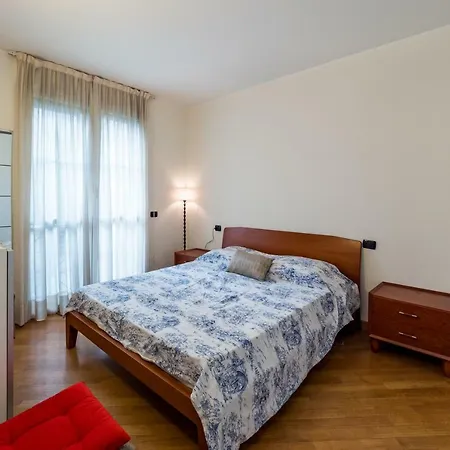 Bocconi Cozy